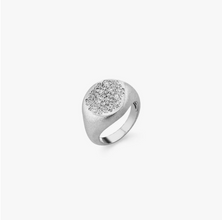 Anello sigillo medio satinato oro bianco zirconi bianchi